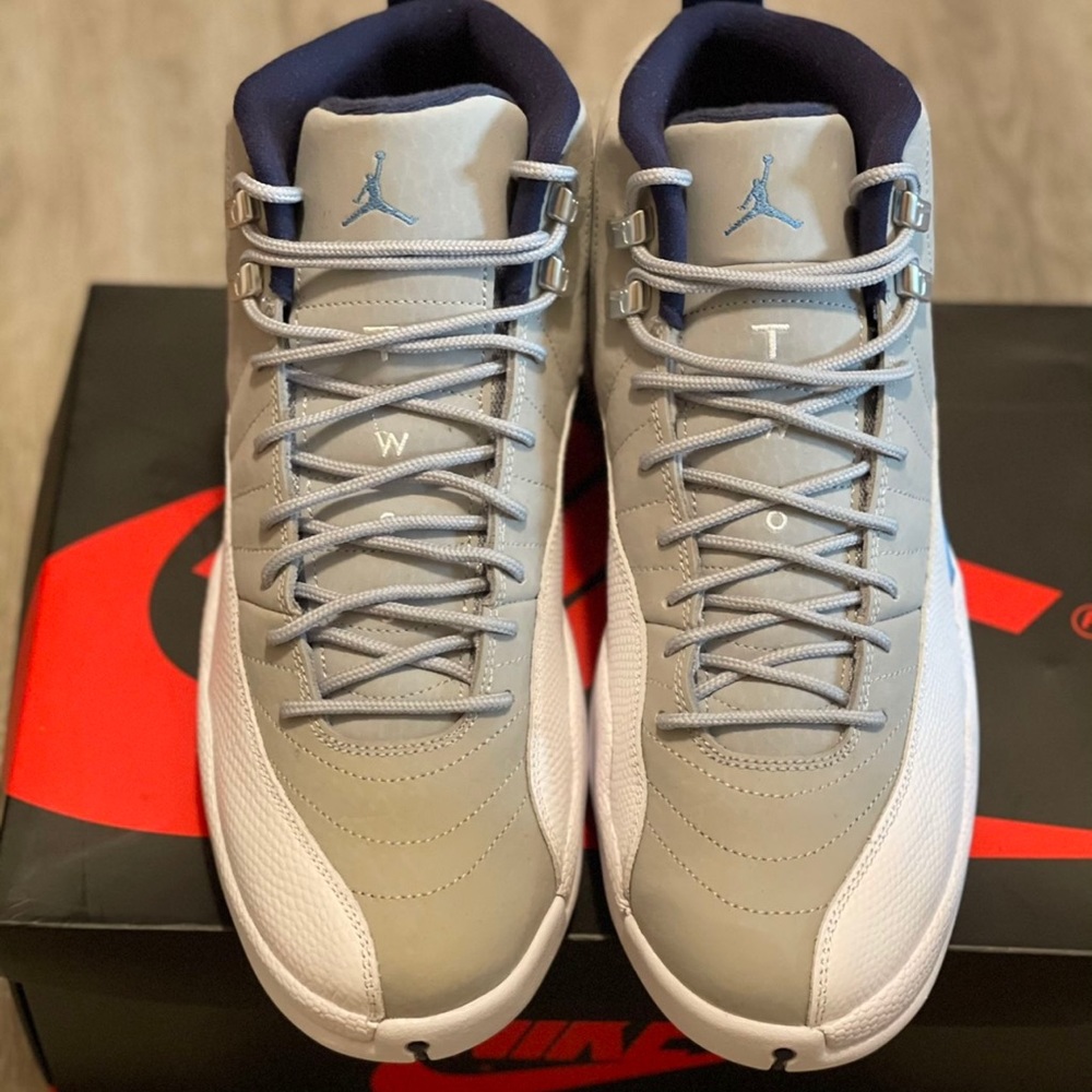 Air Jordan 12